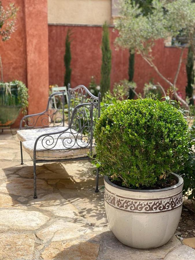 Domaine D'Egenia Villa Roussillon  Bagian luar foto