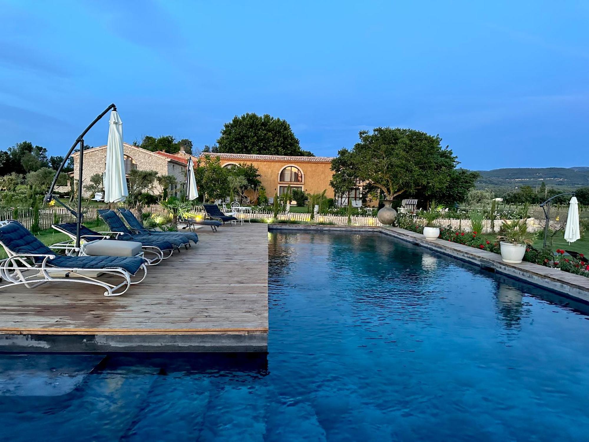 Domaine D'Egenia Villa Roussillon  Bagian luar foto